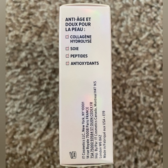 IT Cosmetics Celebration Foundation Illumination -Radiant Finish.Light.New/Box - Picture 2 of 8